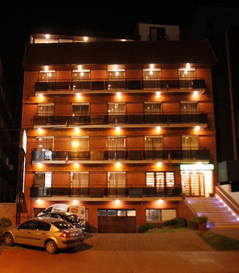 Apart Hotel Family Mar del Plata Exterior photo